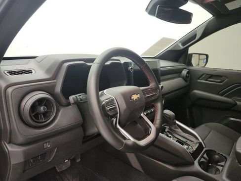 Used 2025 Chevrolet Colorado W/T w/ WT Custom Package image 34