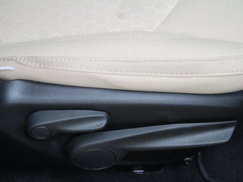 Used 2018 Jeep Compass Sport image 11