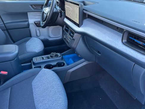 New 2026 Ford Maverick XLT image 16