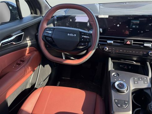New 2026 Kia Sportage SX Prestige image 10