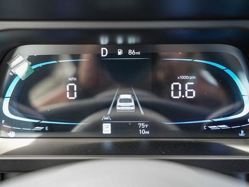 New 2026 Hyundai Elantra Sport FWD image 25