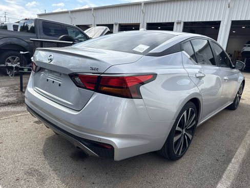 Used 2022 Nissan Altima 2.5 SR FWD image 4