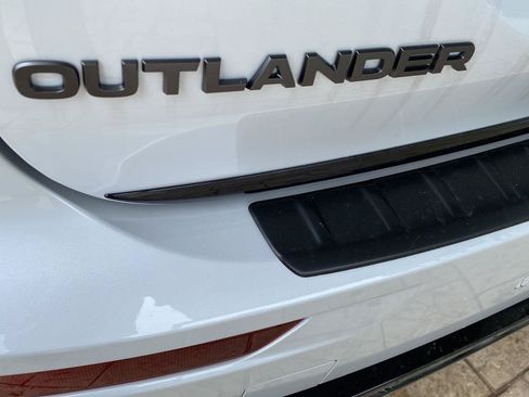 New 2026 Mitsubishi Outlander SEL AWD/4WD image 8