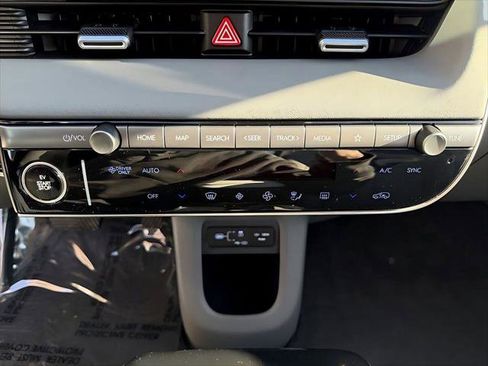 New 2026 Hyundai Ioniq 5 SEL image 22