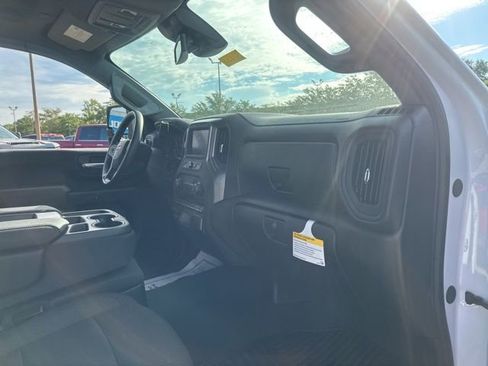 New 2025 Chevrolet Silverado 2500 Custom w/ Custom Value Package image 33