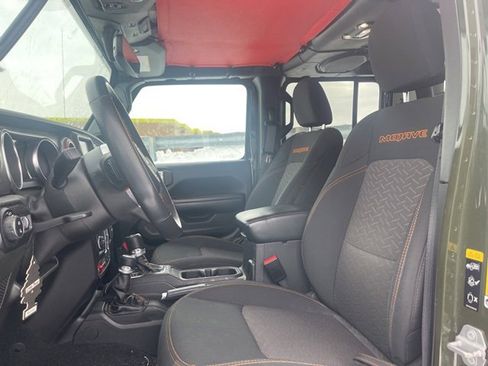 Used 2021 Jeep Gladiator Mojave image 18