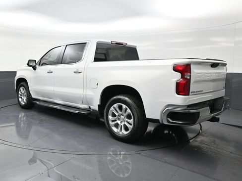 Used 2023 Chevrolet Silverado 1500 LTZ RWD image 3