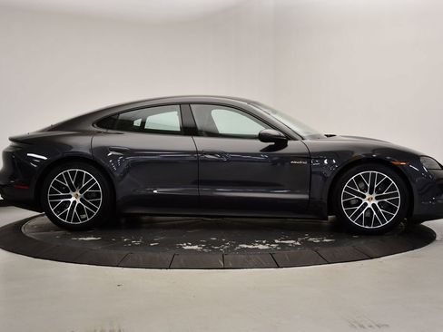 Certified 2025 Porsche Taycan image 6