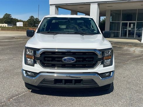 Used 2023 Ford F150 XLT image 3
