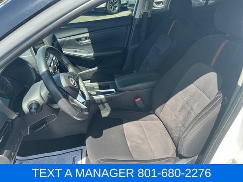 Used 2024 Nissan Sentra SR FWD image 17