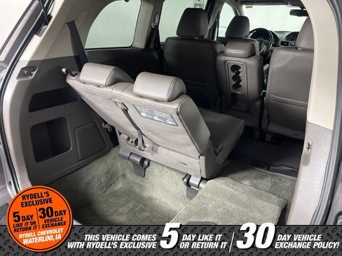 Used 2015 Honda Odyssey EX-L image 11