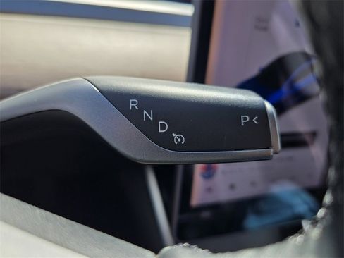 Used 2019 Tesla Model 3 Long Range image 18