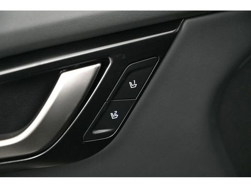 New 2025 Kia EV6 Wind image 17