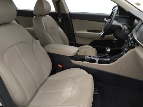 Used 2017 Kia Optima EX w/ Premium Package FWD image 21