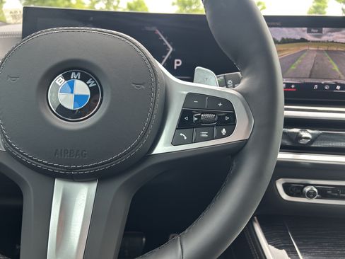 Used 2026 BMW X5 xDrive40i w/ M Sport Package AWD/4WD image 19