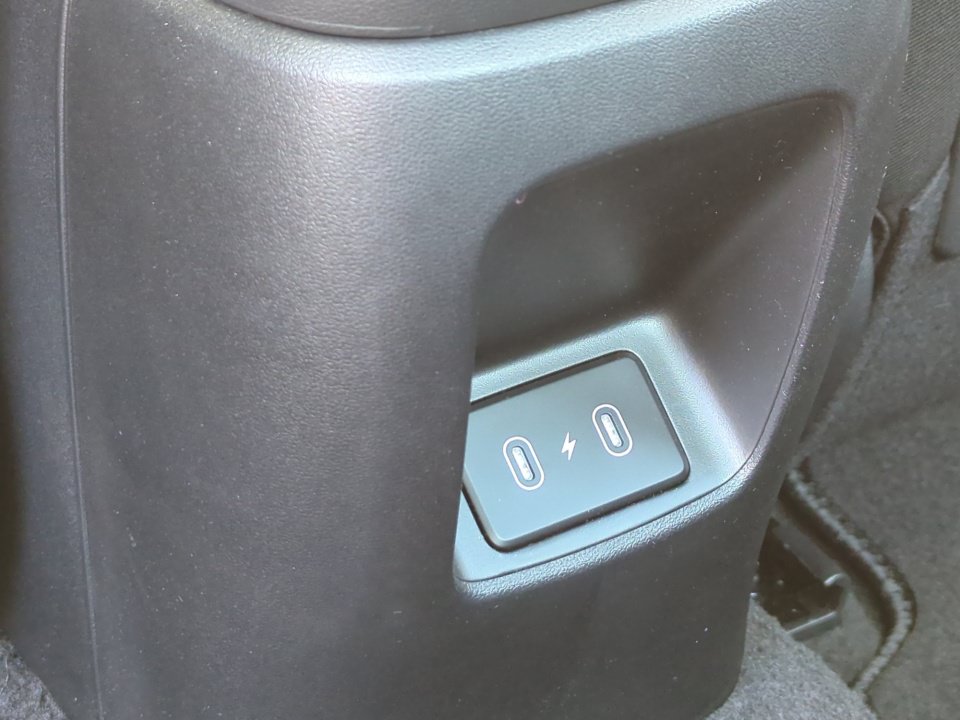 Certified 2026 Hyundai Elantra Sport FWD image 32