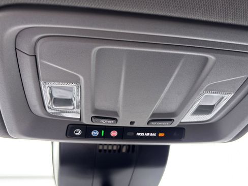 Used 2024 Chevrolet Silverado 1500 Custom image 29