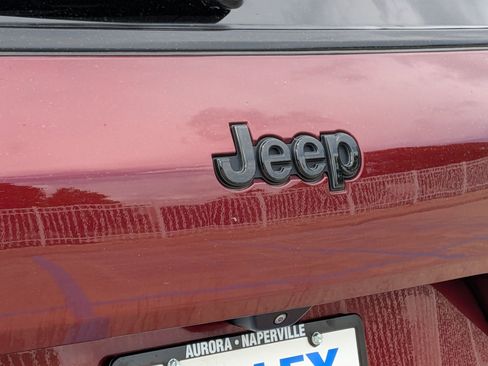 Used 2021 Jeep Grand Cherokee L Laredo AWD/4WD image 27