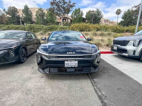 Certified 2025 Kia K4 FWD image 9
