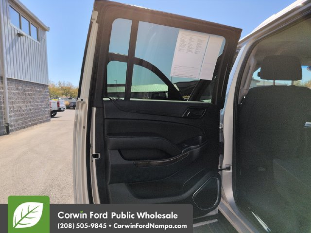 Used 2019 Chevrolet Suburban 4WD w/ Enhanced Driver Alert Package image 24