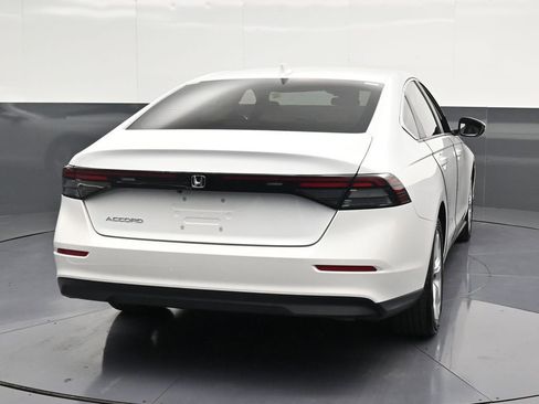 Used 2025 Honda Accord LX image 2