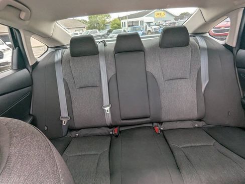 Used 2023 Honda Accord LX image 18