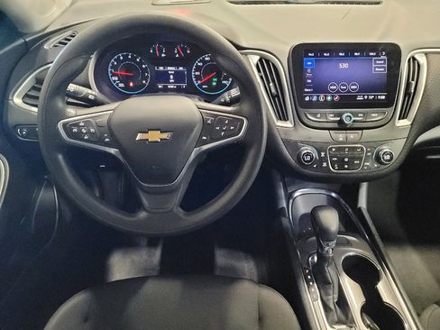 Used 2023 Chevrolet Malibu LT FWD image 22