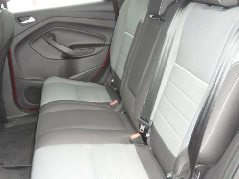 Used 2013 Ford Escape SE image 31
