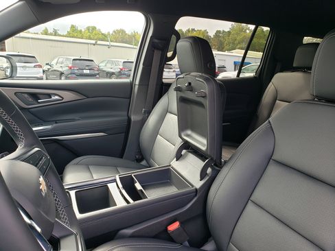 New 2026 Chevrolet Traverse LT w/ LPO, Floor Liner Package image 28