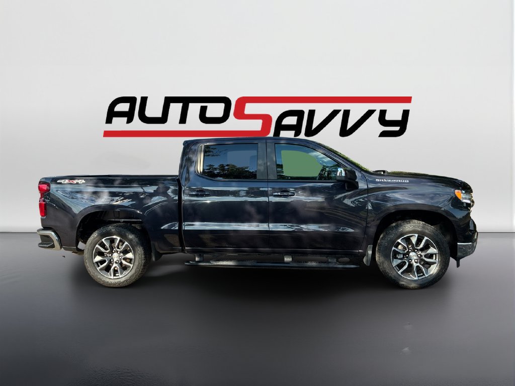 Used 2024 Chevrolet Silverado 1500 LT AWD/4WD image 4