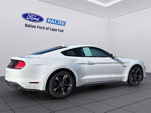 Used 2020 Ford Mustang GT w/ Equipment Group 301A image 6