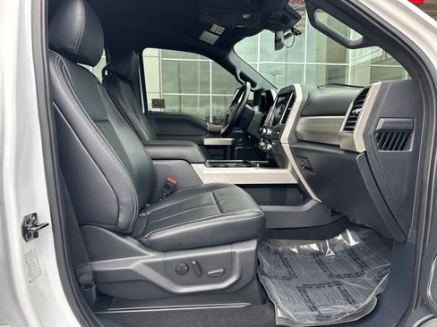 Used 2022 Ford F350 Lariat w/ Lariat Ultimate Package image 17