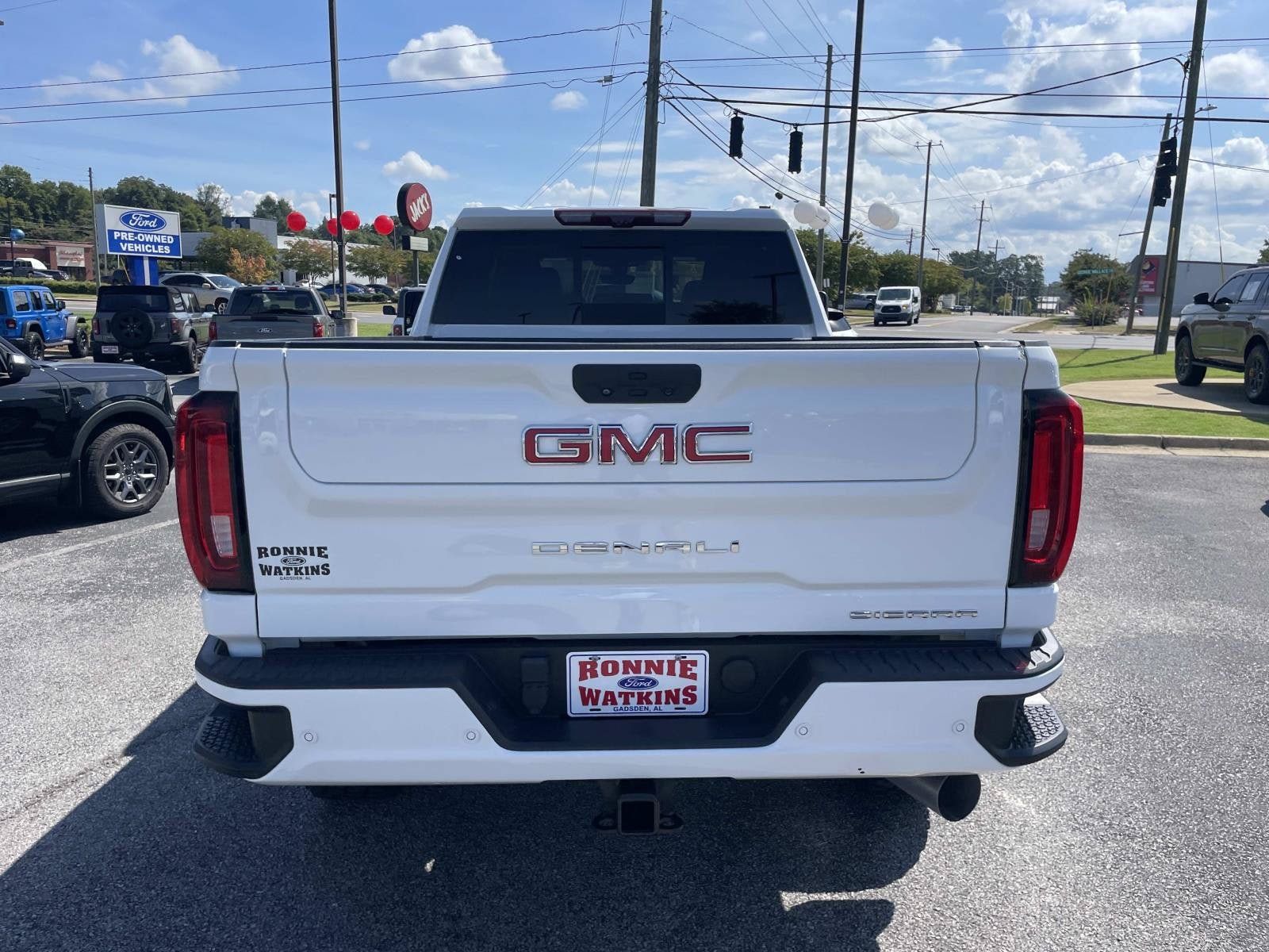 Used 2022 GMC Sierra 3500 Denali w/ Denali Ultimate Package AWD/4WD image 5
