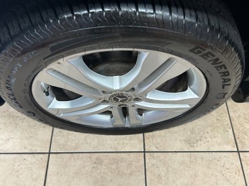 Used 2020 Mercedes-Benz GLA 250 w/ Convenience Package image 19