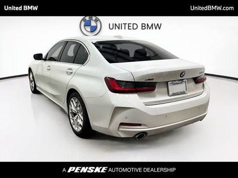 Used 2025 BMW 330i xDrive Sedan AWD/4WD image 7