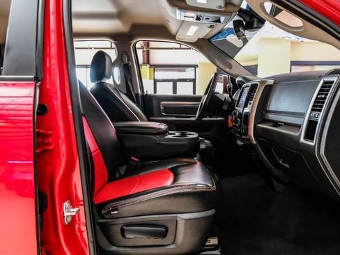 Used 2018 RAM 2500 SLT w/ Cold Weather Group AWD/4WD image 37