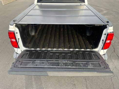 Used 2018 Chevrolet Silverado 1500 LT w/ All Star Edition image 17