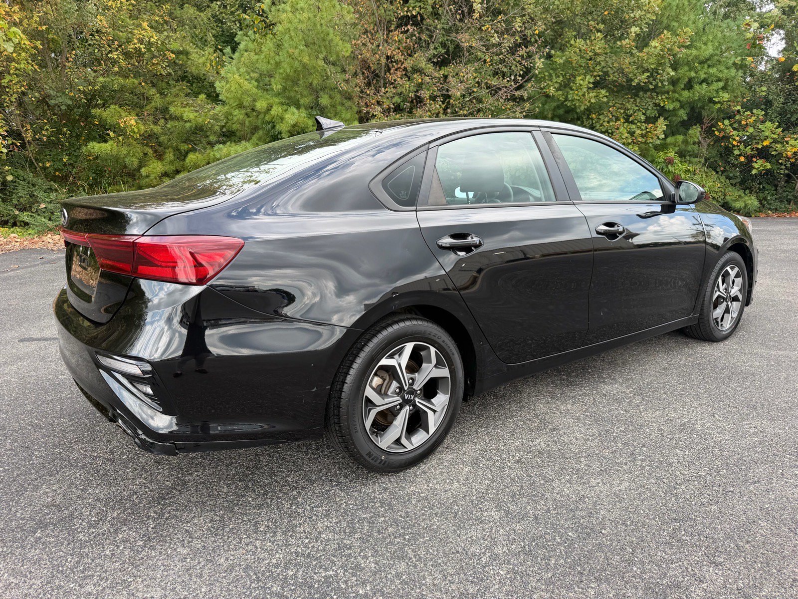 Used 2020 Kia Forte LXS FWD image 13