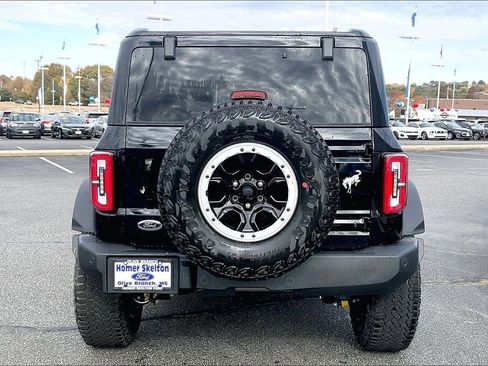 New 2025 Ford Bronco Outer Banks w/ Sasquatch Package image 4