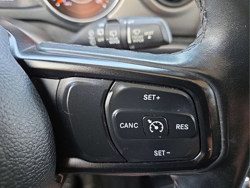 Used 2019 Jeep Wrangler Unlimited Sport S AWD/4WD image 23