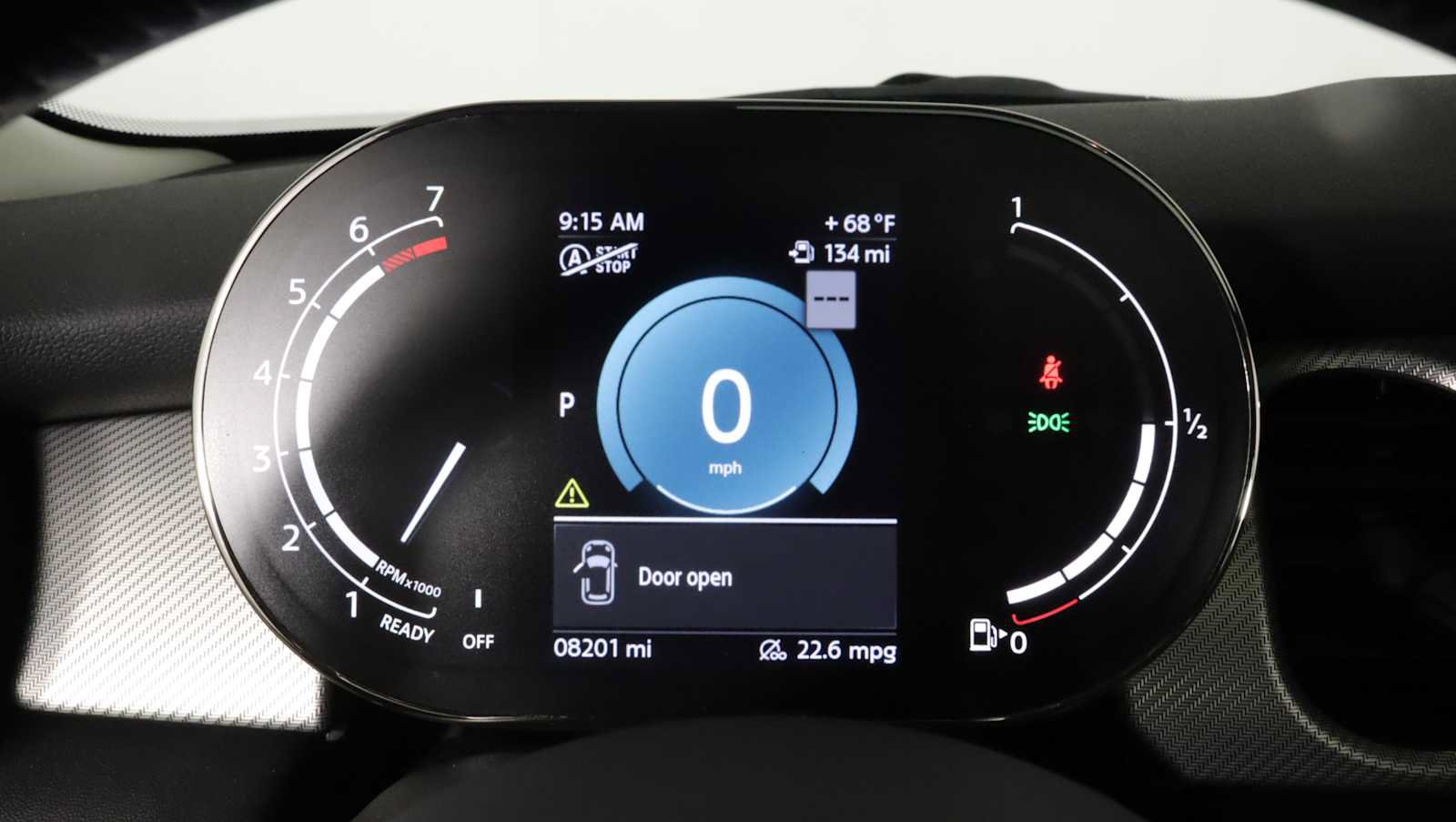 Used 2024 MINI Cooper 4-Door Hardtop FWD image 13