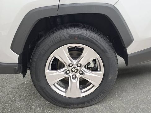 Certified 2023 Toyota RAV4 XLE AWD/4WD image 29
