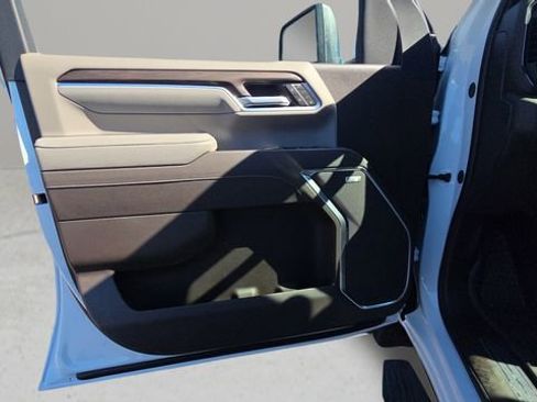 New 2026 GMC Sierra 2500 SLT w/ SLT Convenience Package image 26