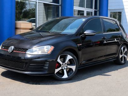 Used 2017 Volkswagen GTI SE