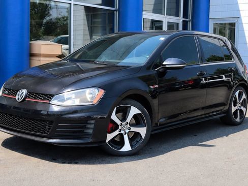 Used 2017 Volkswagen GTI SE FWD image 1
