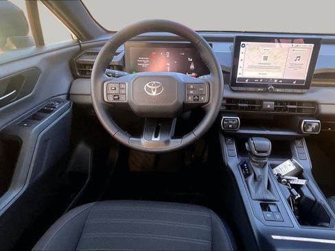 Used 2026 Toyota RAV4 SE FWD image 6