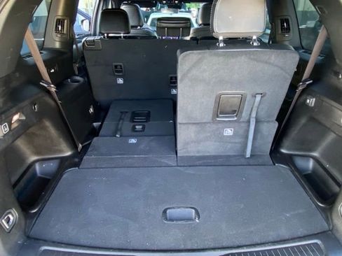 Used 2025 Jeep Grand Cherokee L Limited image 27