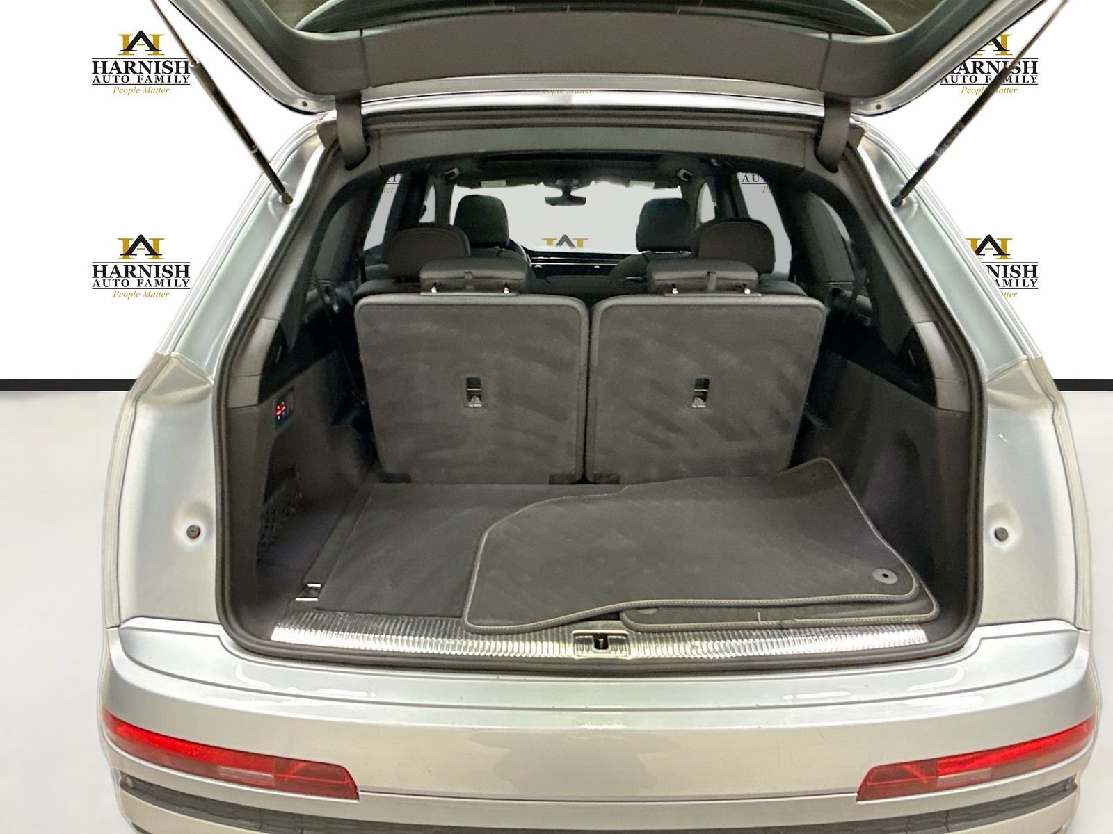 Used 2025 Audi Q7 3.0T Premium Plus AWD/4WD image 28