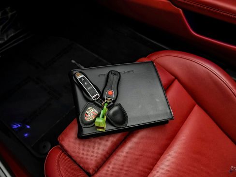 Used 2021 Porsche 911 Carrera 4 image 92