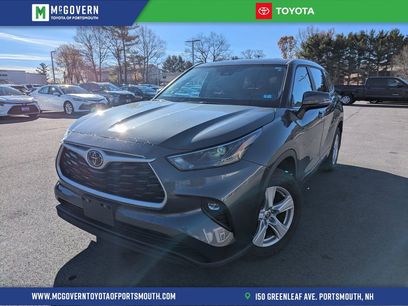 Used 2025 Toyota Highlander LE